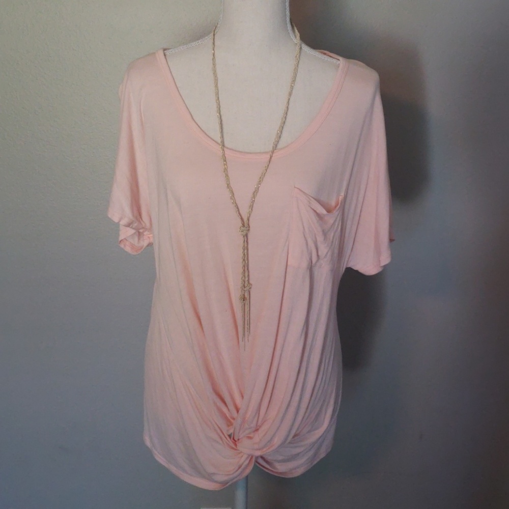 Venus knotted tee